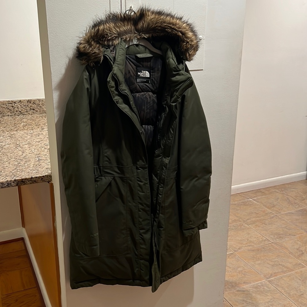 The north face parka green winter coat , size L